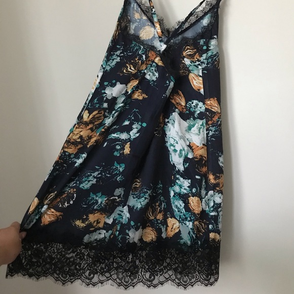 Tobi Floral Lace Slip Dress - Picture 3 of 5